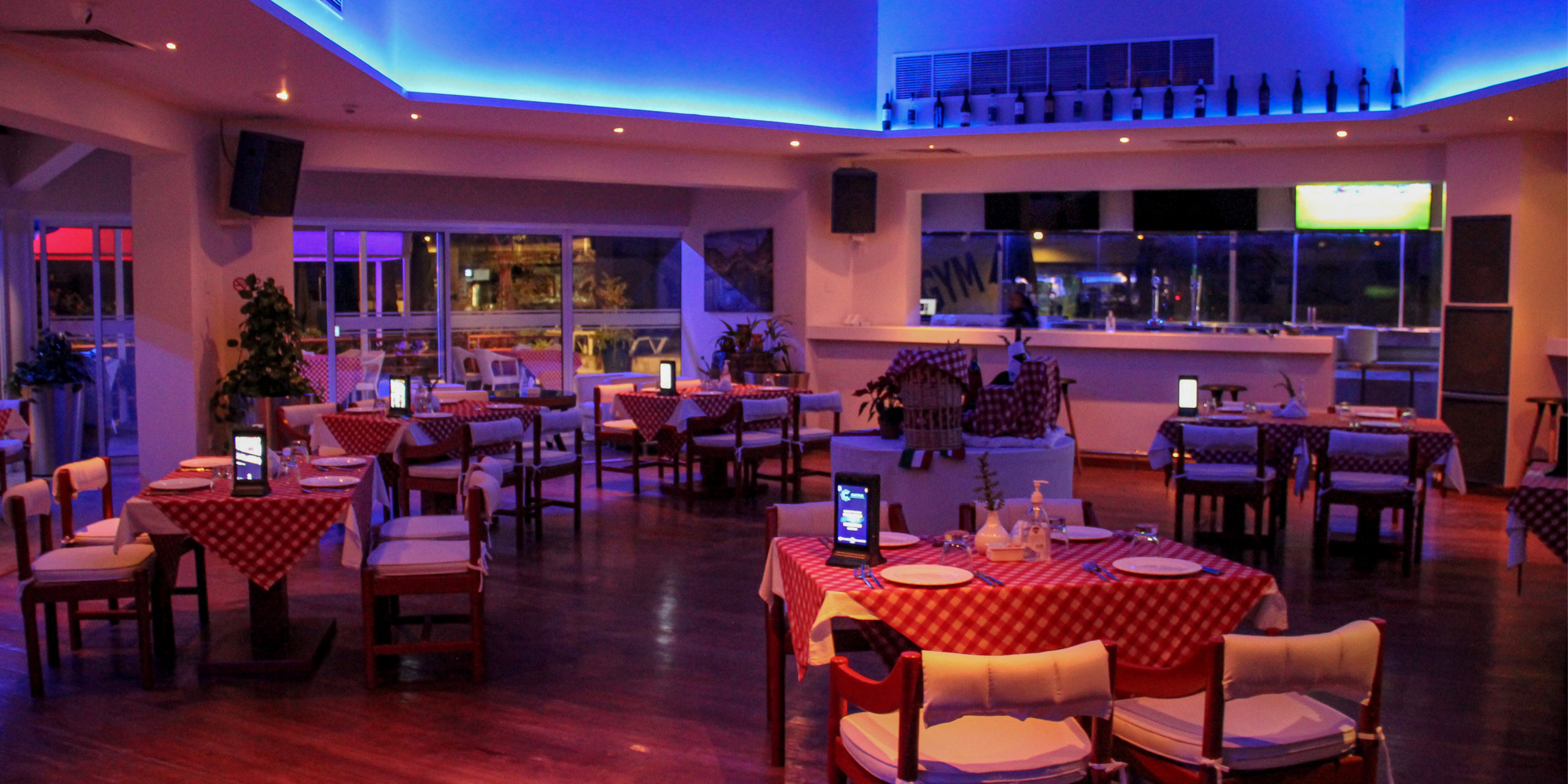 La Taverna Sul Mare at Coral Bay Hotel and Resort